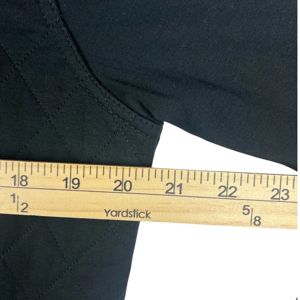 Banana Republic Quilted Knit Jacket M Black Full Zip Modern Sleek Casual Preppy